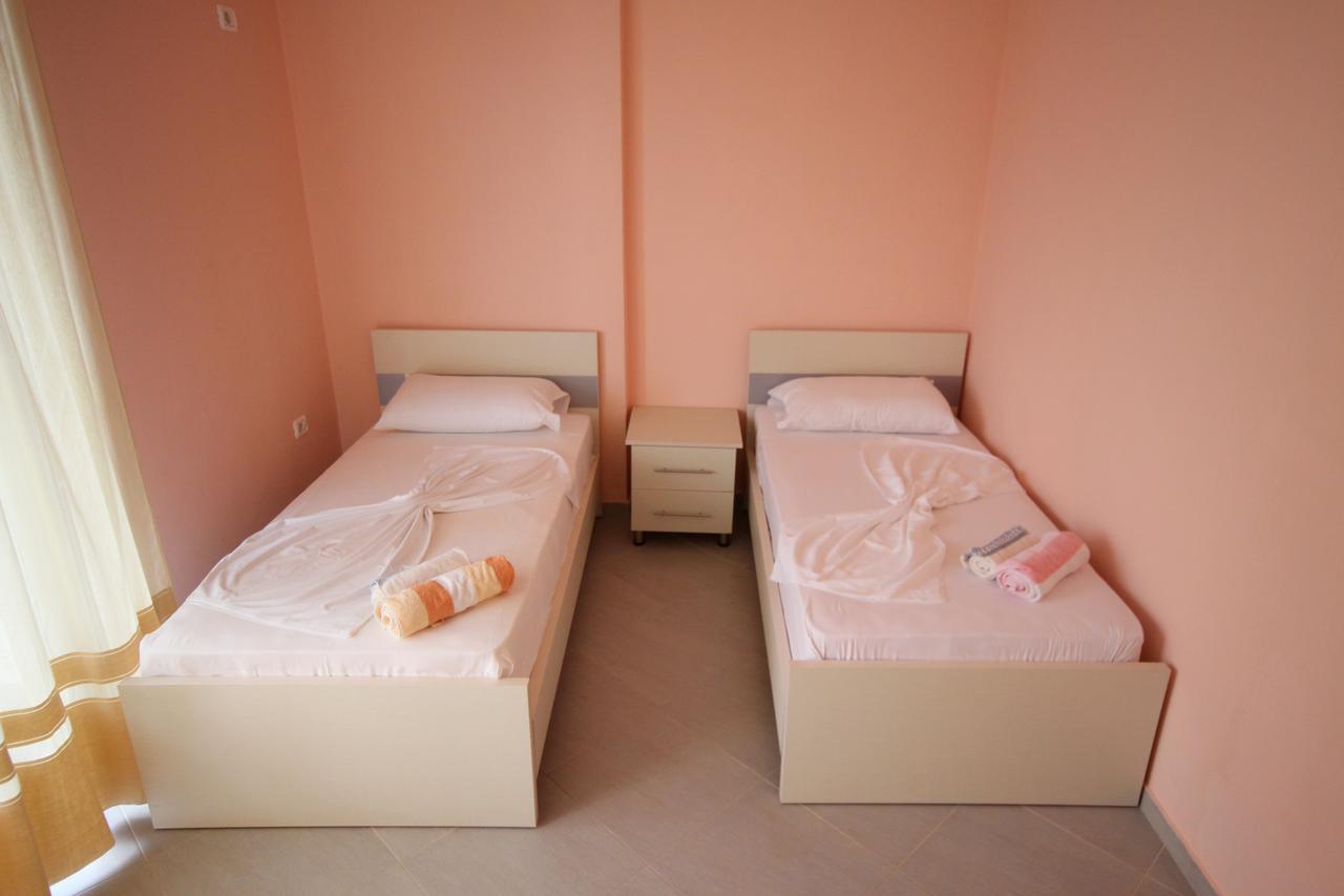 Ideal Holiday Apartments Саранде Екстериор снимка