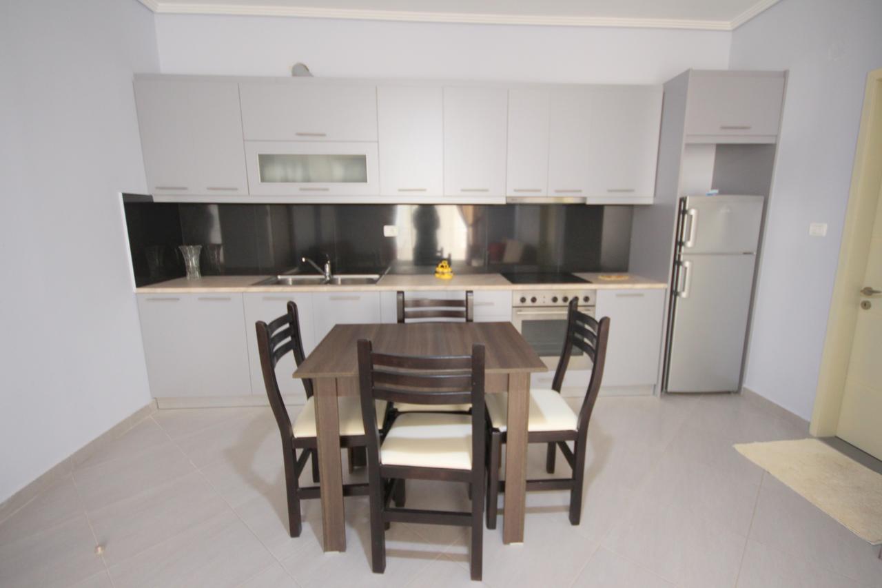 Ideal Holiday Apartments Саранде Екстериор снимка