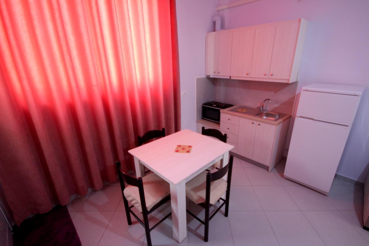 Ideal Holiday Apartments Саранде Екстериор снимка
