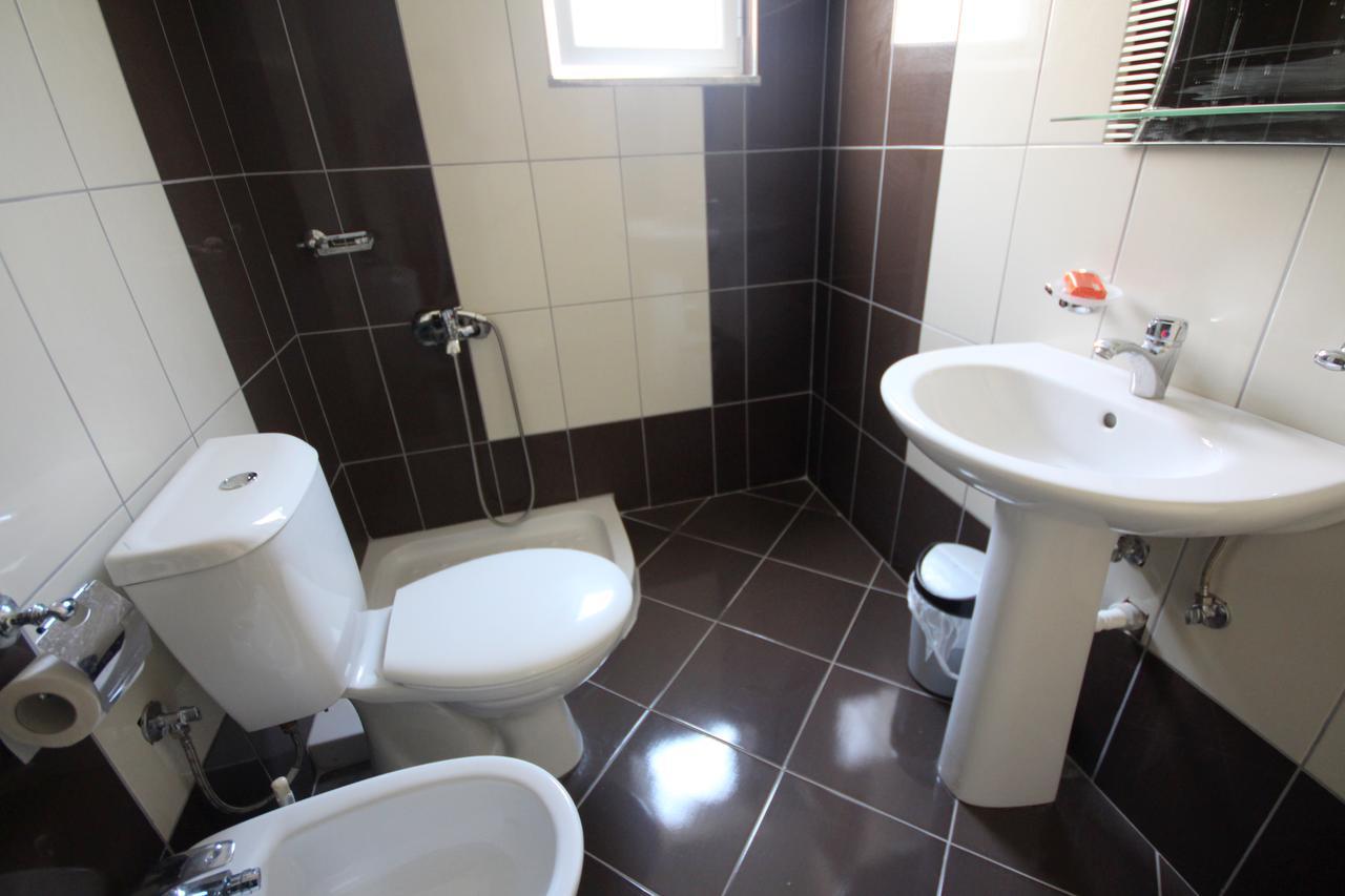 Ideal Holiday Apartments Саранде Екстериор снимка