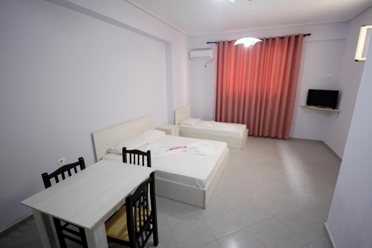 Ideal Holiday Apartments Саранде Екстериор снимка